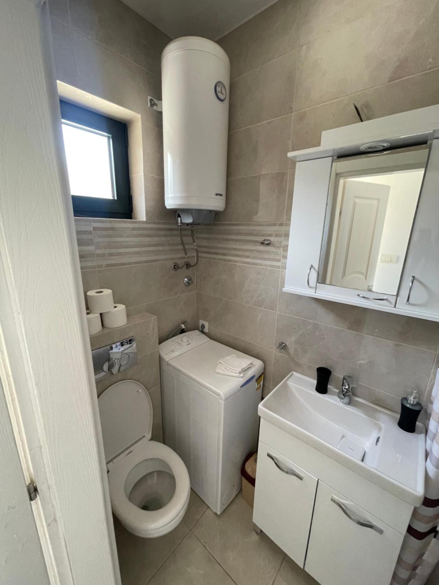 Apartmani Mia Tivat Dış mekan fotoğraf