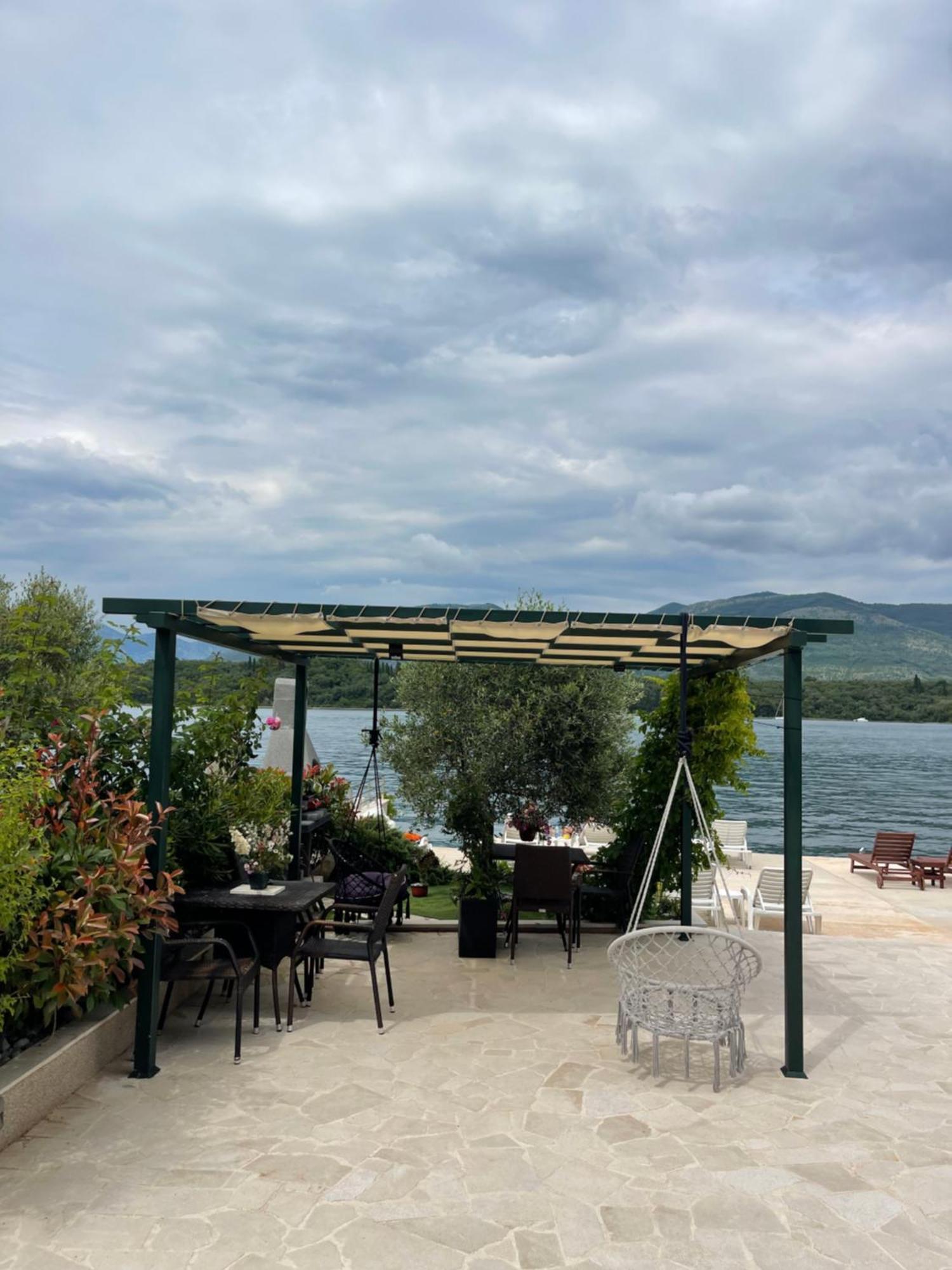 Apartmani Mia Tivat Dış mekan fotoğraf