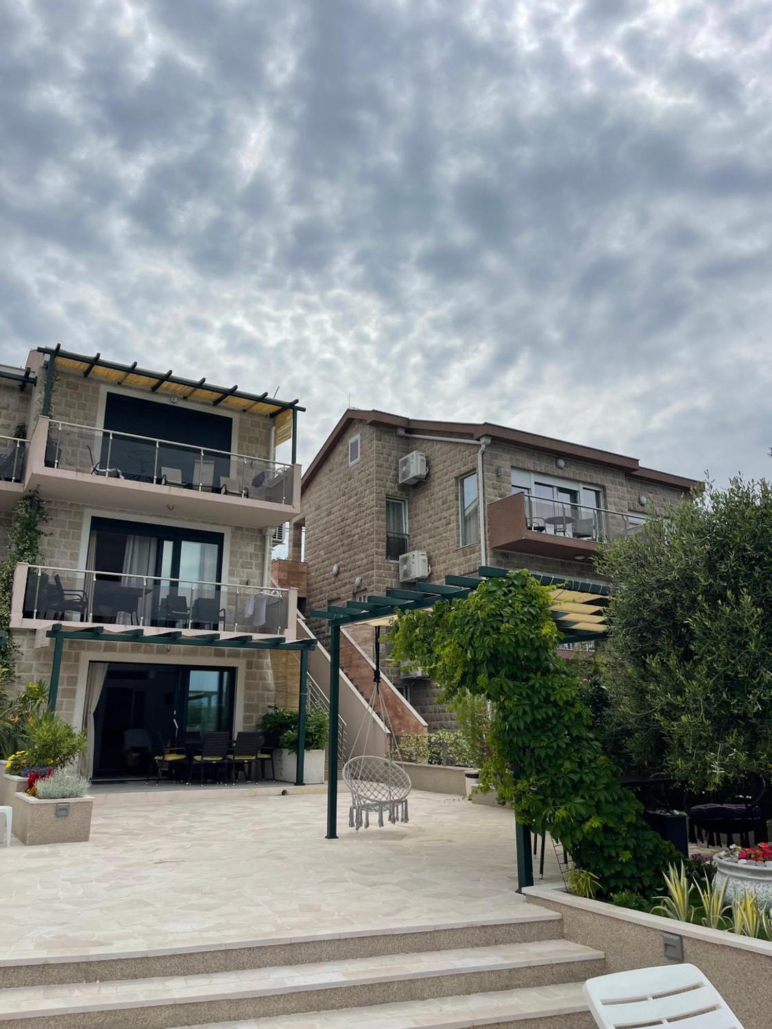 Apartmani Mia Tivat Dış mekan fotoğraf