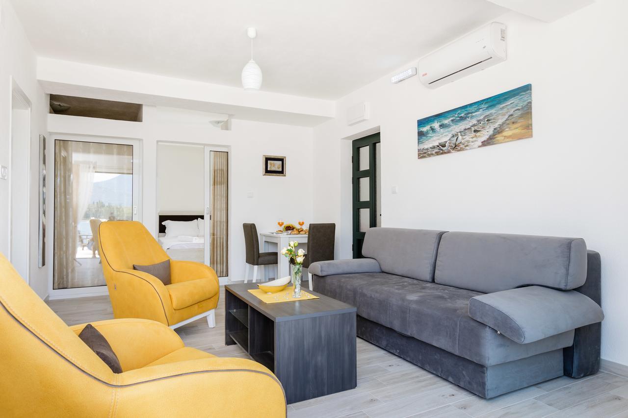 Apartmani Mia Tivat Dış mekan fotoğraf