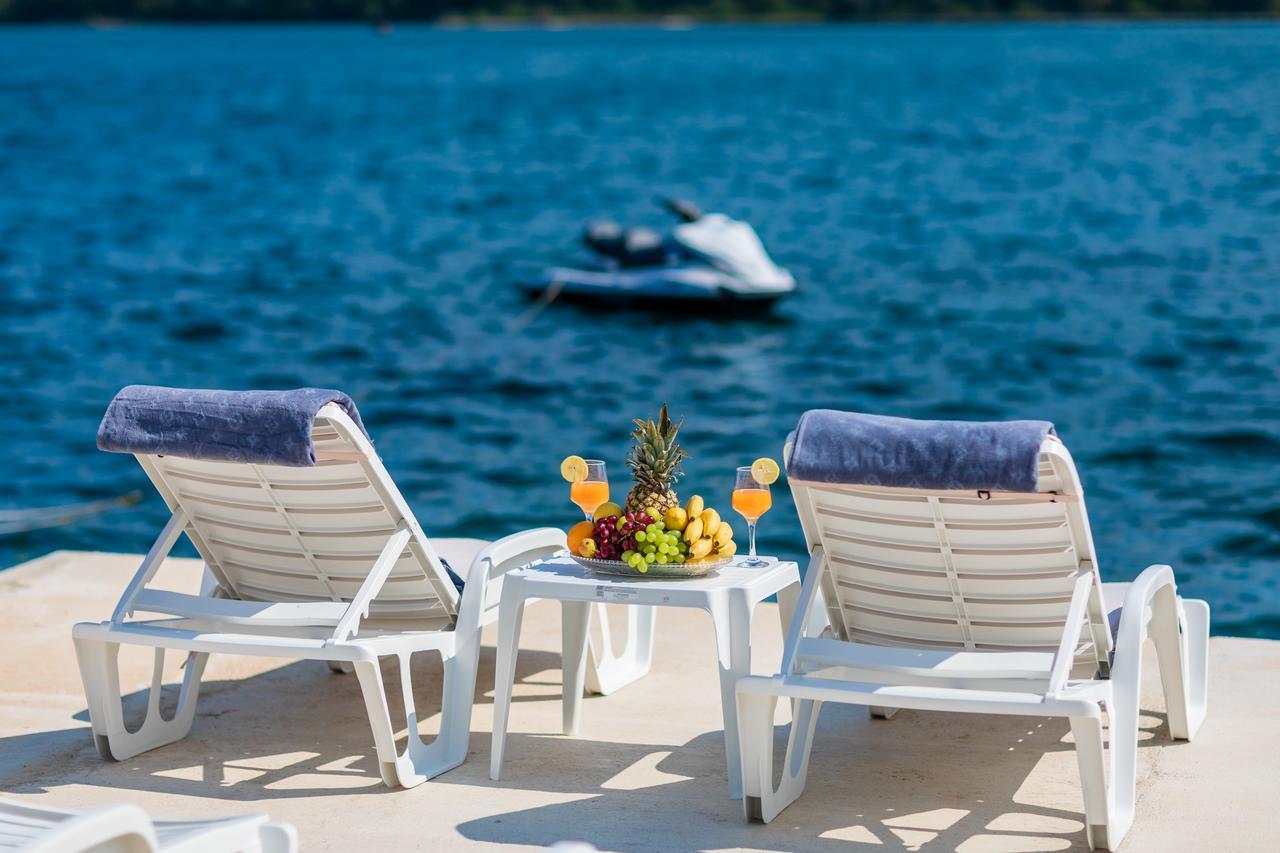 Apartmani Mia Tivat Dış mekan fotoğraf